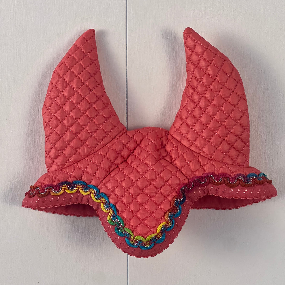 oornetje roze bies roze met een gekleurde band