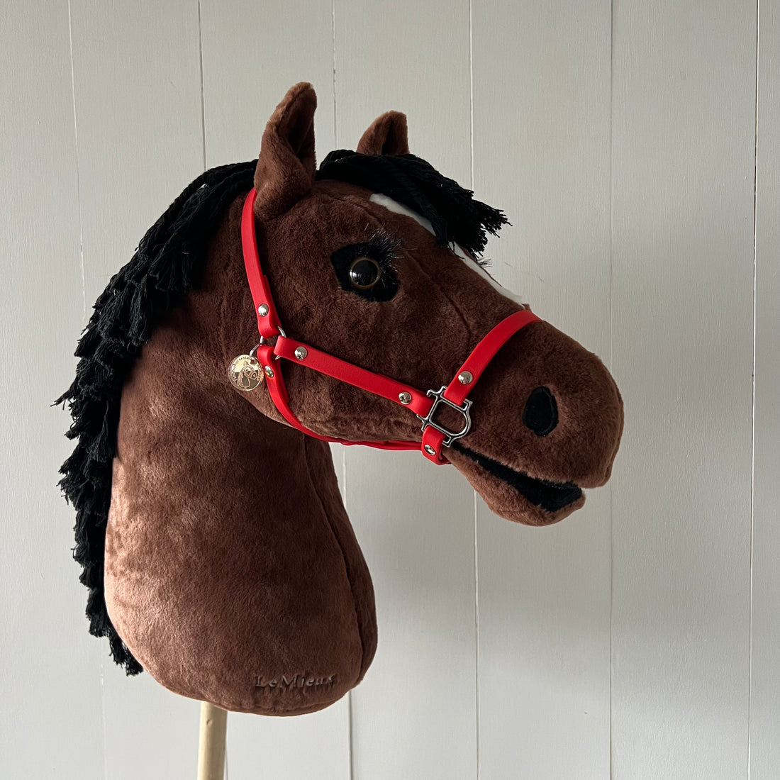 Halster / bitloos hoofdstel van band rood voor hobbyhorse LeMieux