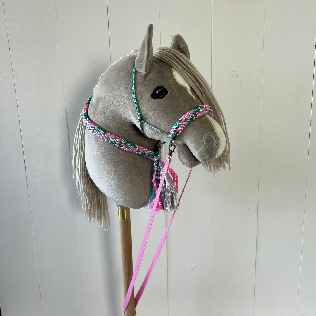 Touwsetje voor hobbyhorse ChevalRoi multicolour roze / turquoise / grijs