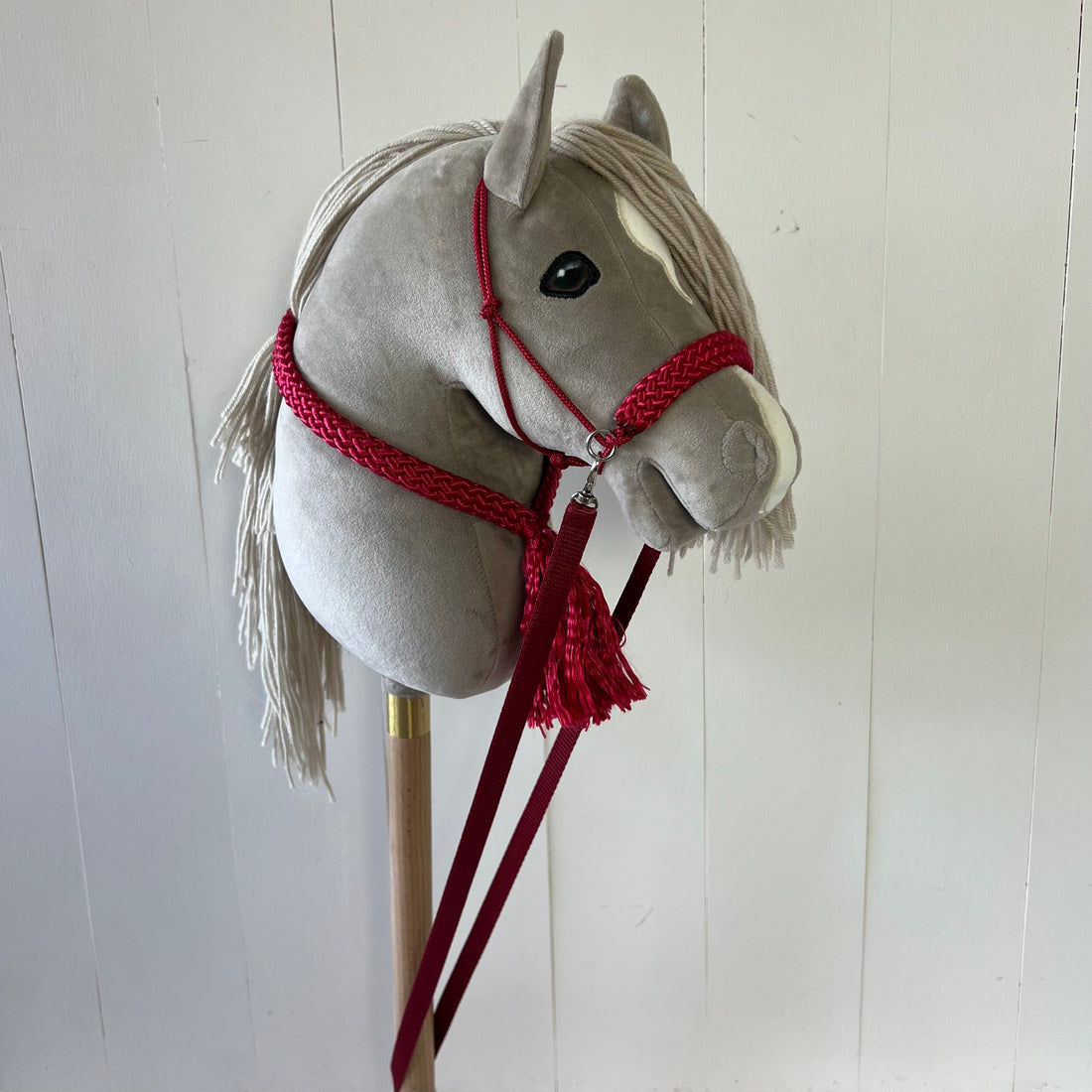 Touwsetje voor hobbyhorse ChevalRoi unicolour bordeaux rood