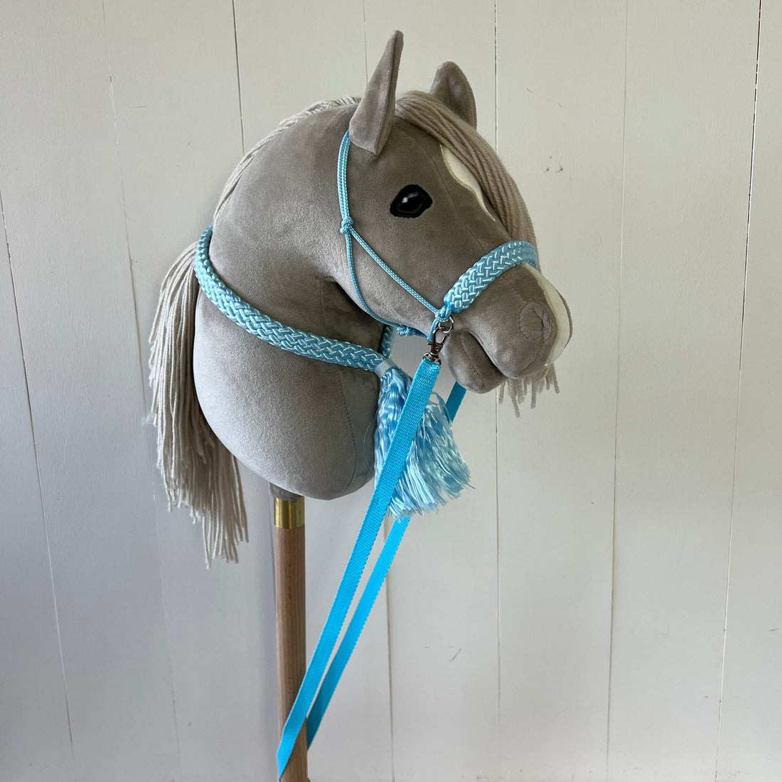 Touwsetje voor hobbyhorse ChevalRoi unicolour licht blauw