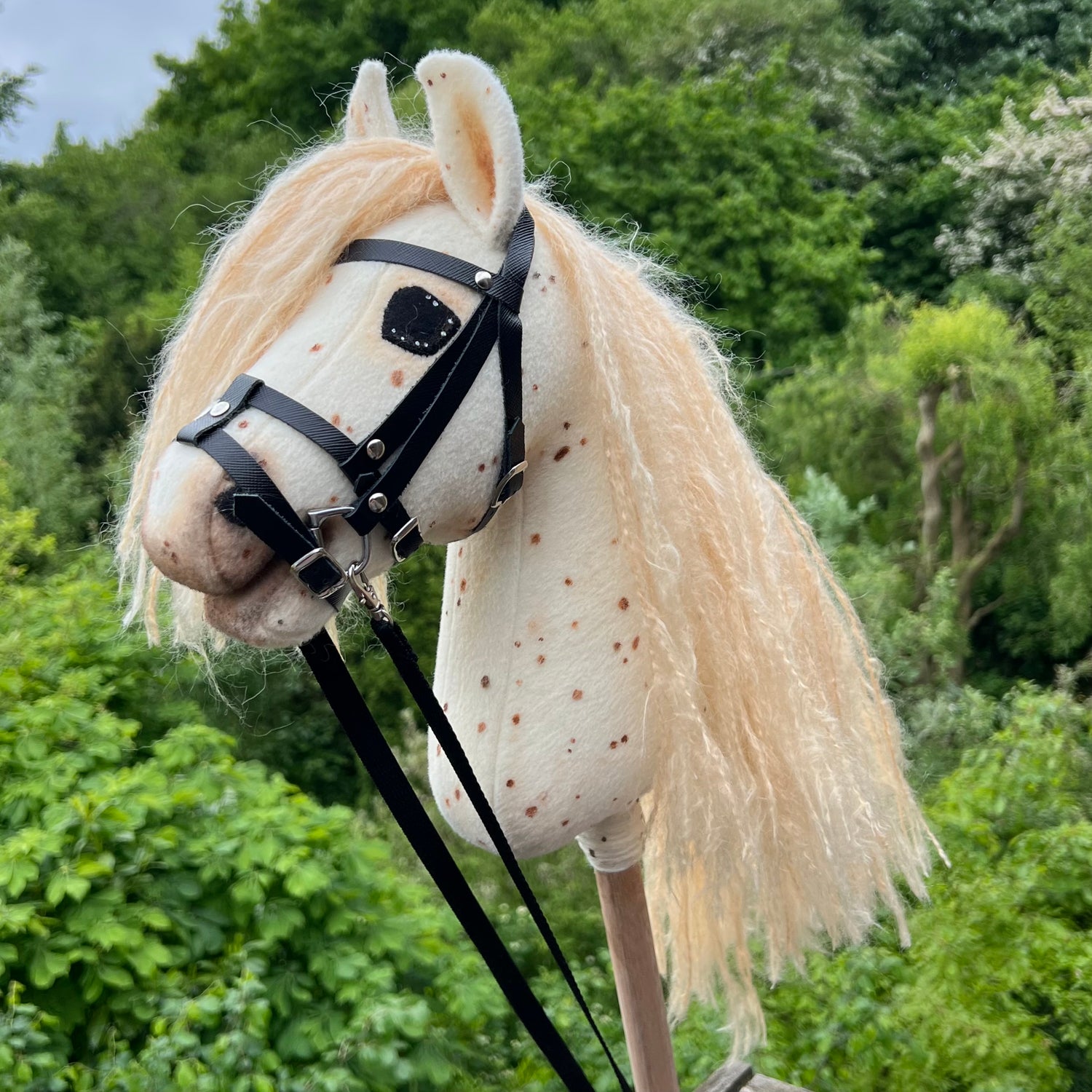 Hobbyhorse model Pony stip, met Engels hoofdstel