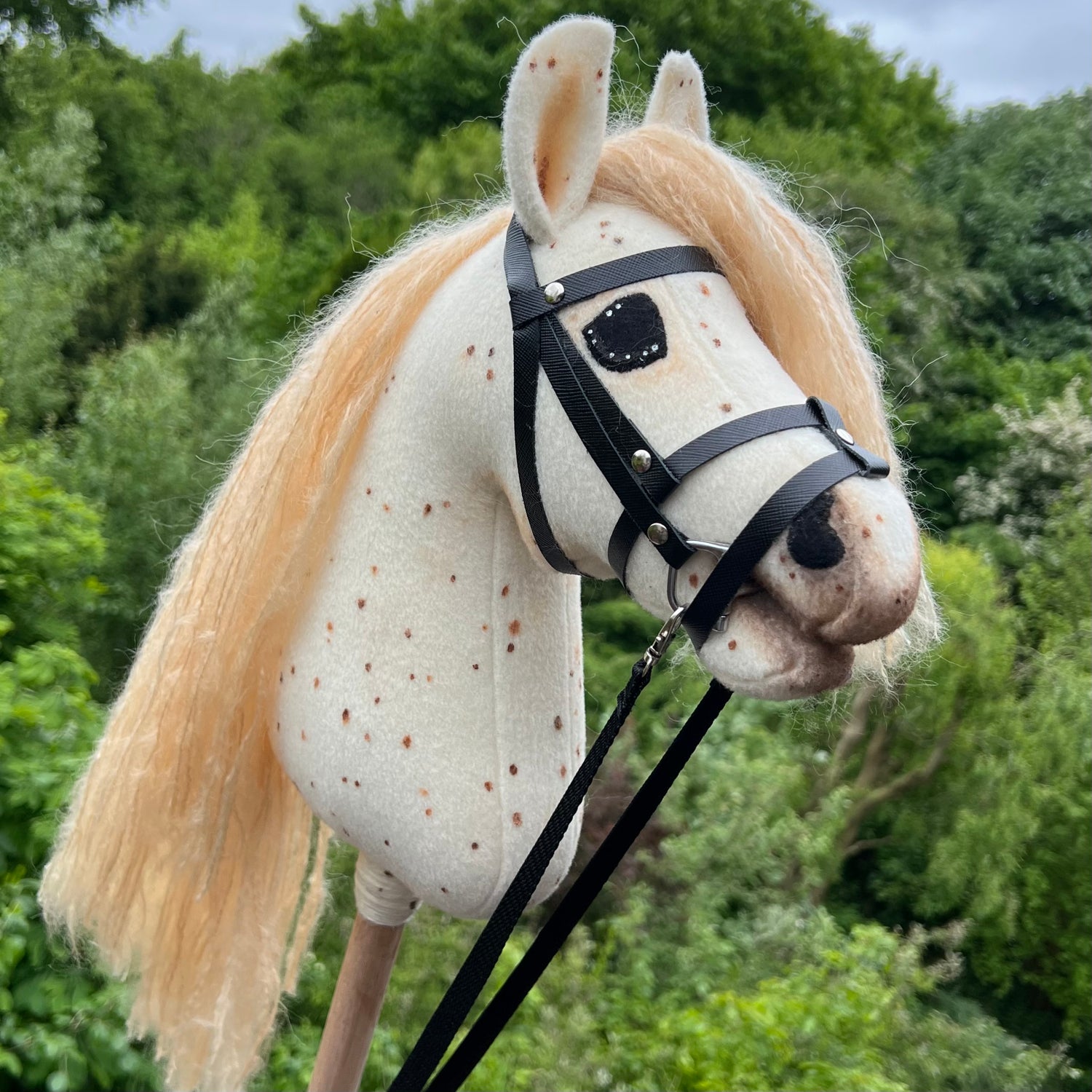Hobbyhorse model Pony stip, met Engels hoofdstel