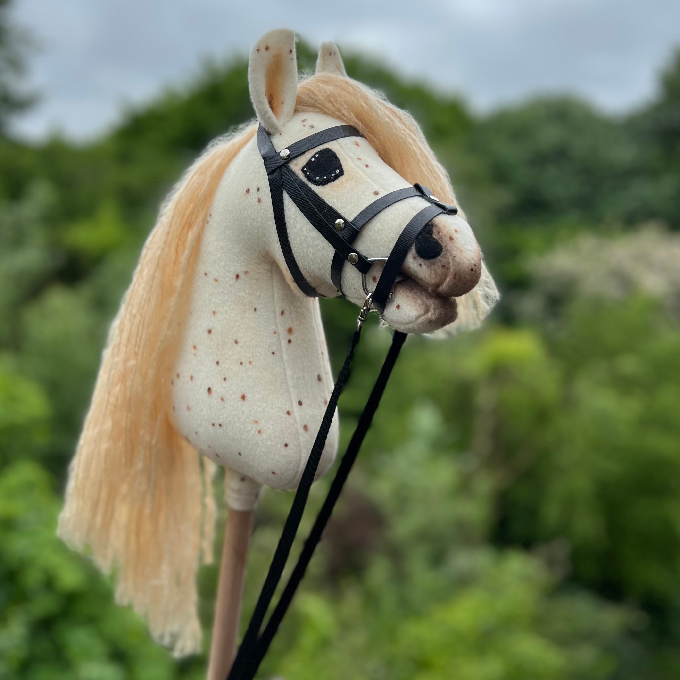 Hobbyhorse model Pony stip, met Engels hoofdstel