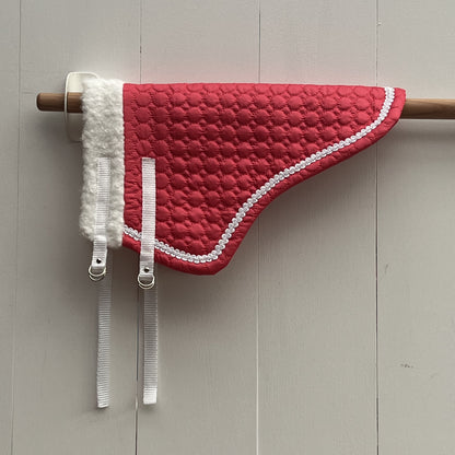 Dekentje kort By Astrup / Stip de pony roze met een wit bandje