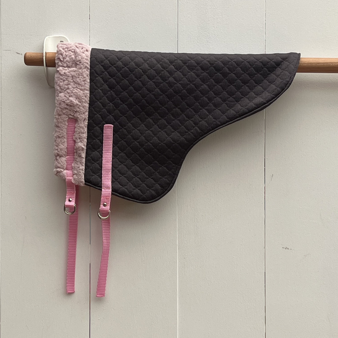 Dekentje kort paars/grijs + oorntje