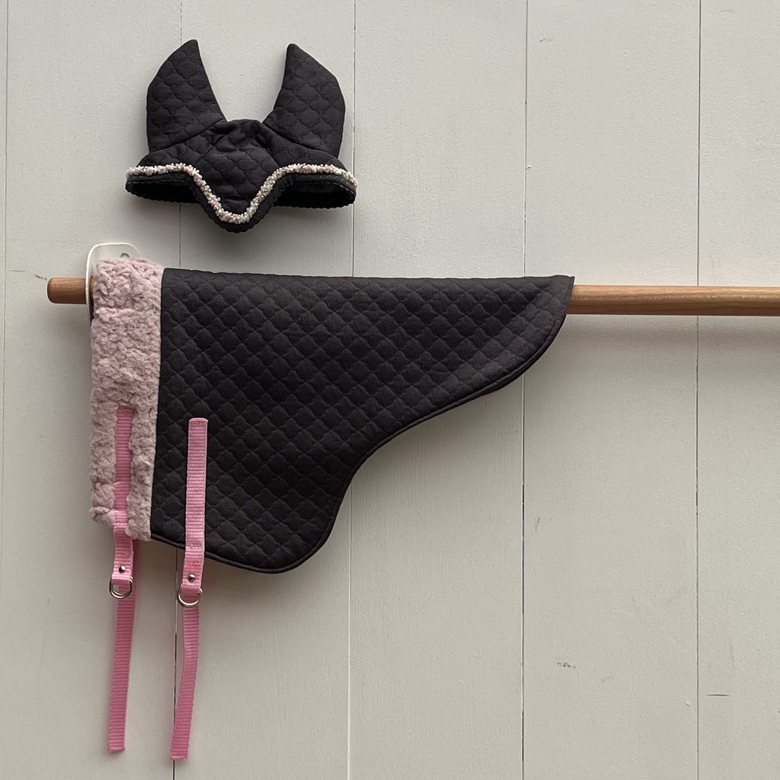 Dekentje kort paars/grijs + oorntje