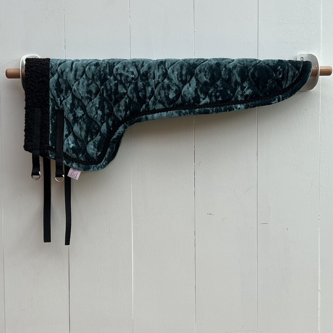 dekentje lang groen fluweel met zwart band