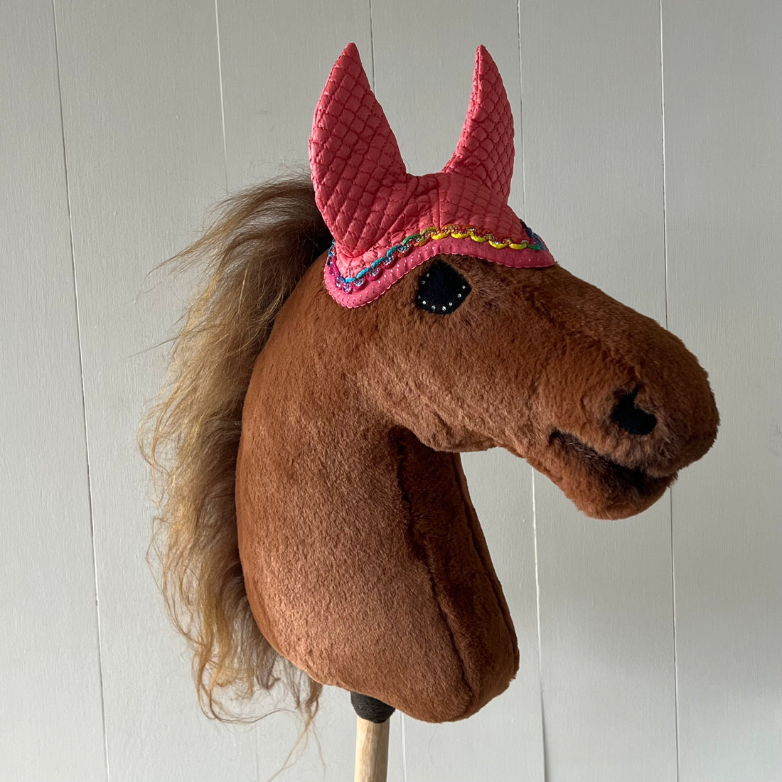 oornetje roze bies roze met een gekleurde band