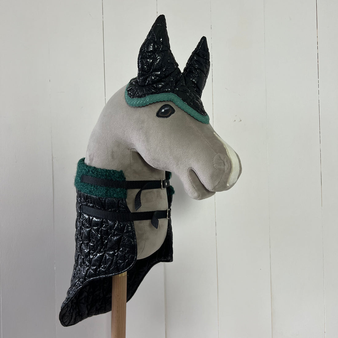 Dekentje kort ChevalRoi zwart met gestikte sterren