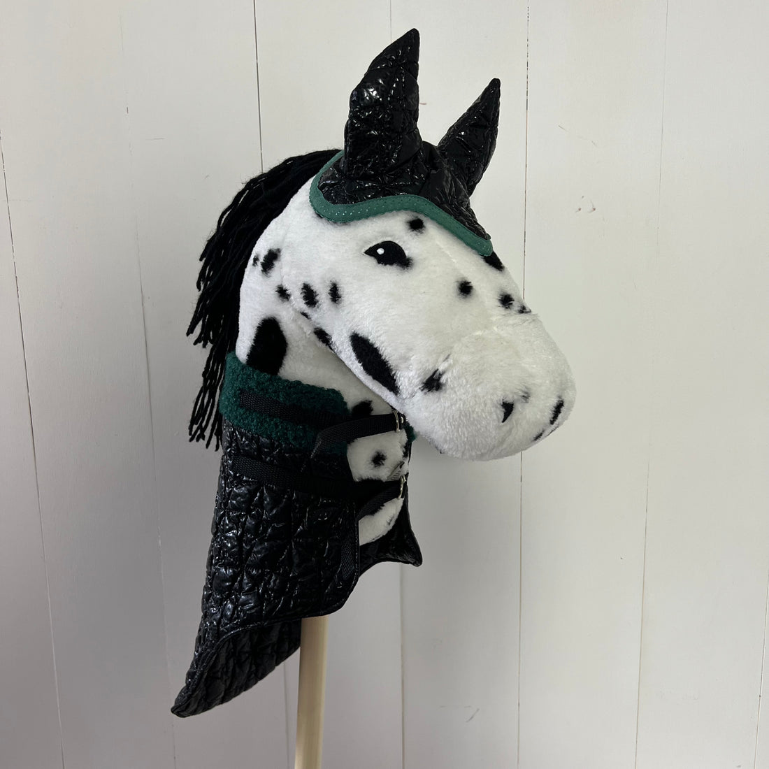 Dekentje kort zwart By Astrup / Stip de pony met gestikte sterren